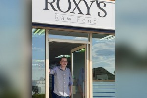 roxys-raw-food-04.jpg